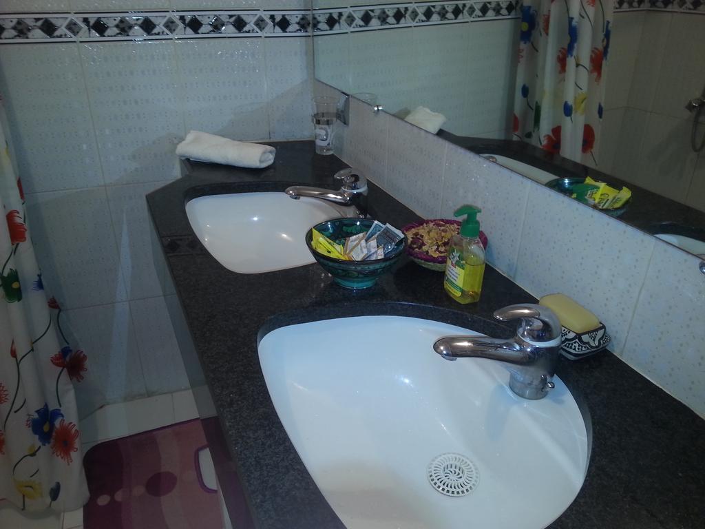 Riad Lala Latifa Marrakesch Zimmer foto